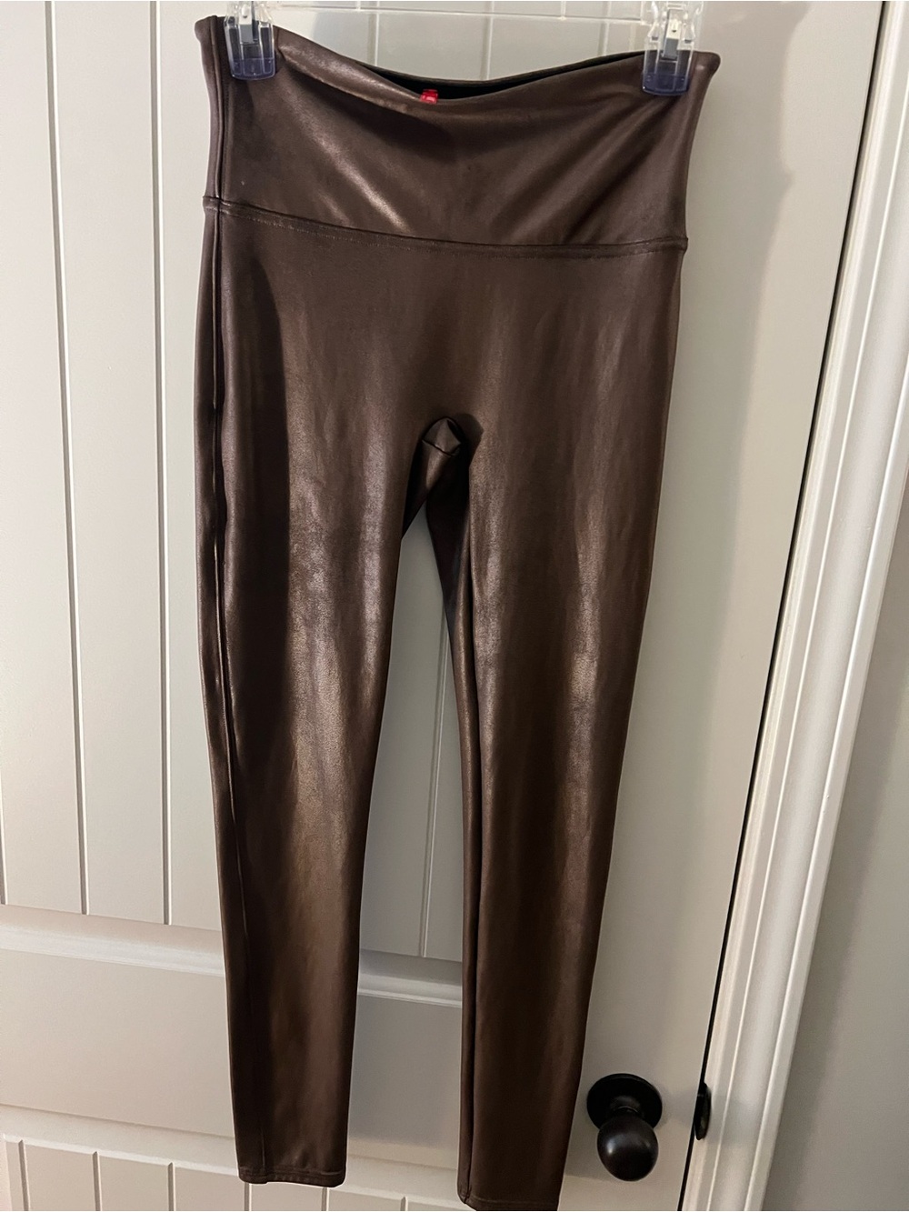 NWOT Spanx faux leather like brown leggings size M